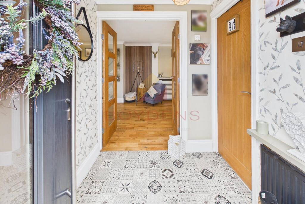 Bijou Close Tiptree photo 4