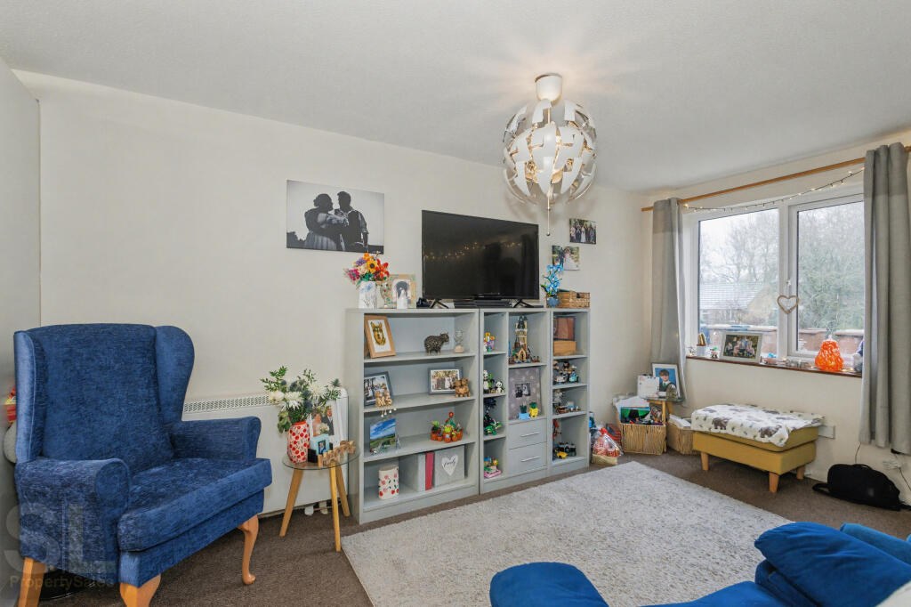 Tunwell Lane, Corby - View 3