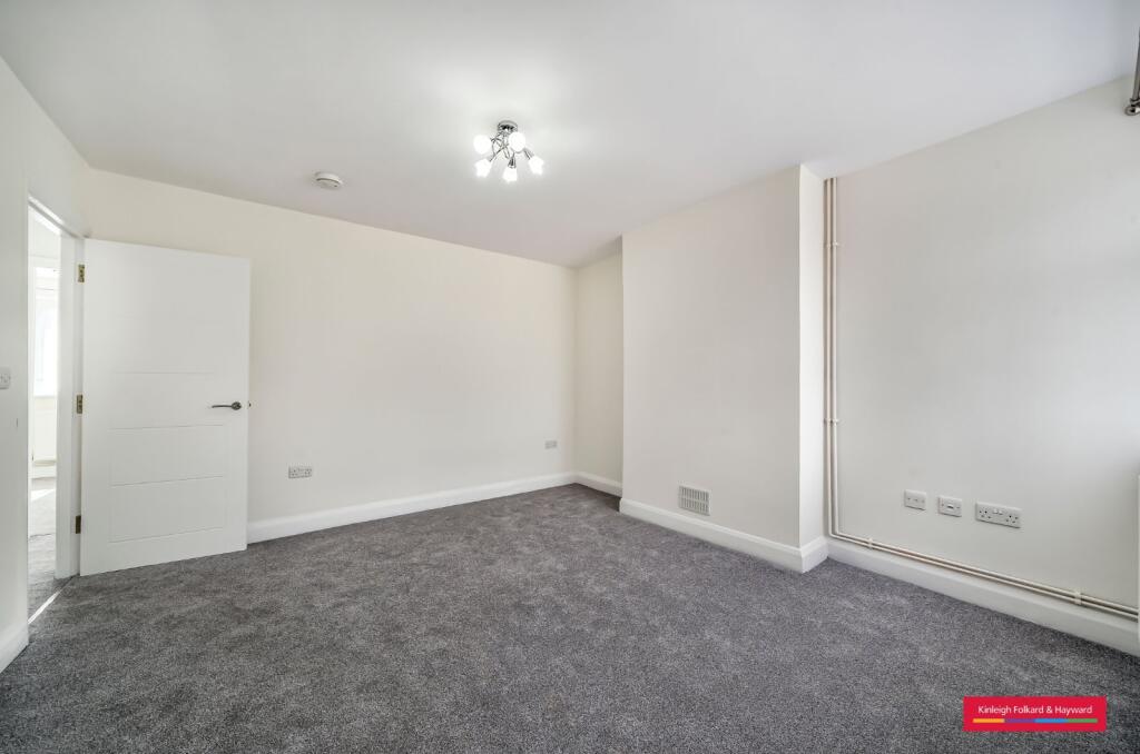 Apartment in London - View 5