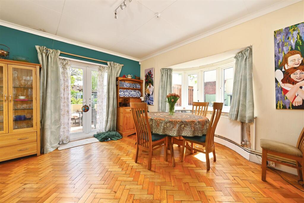 House in Bexhill-on-Sea, Pebsham - View 5