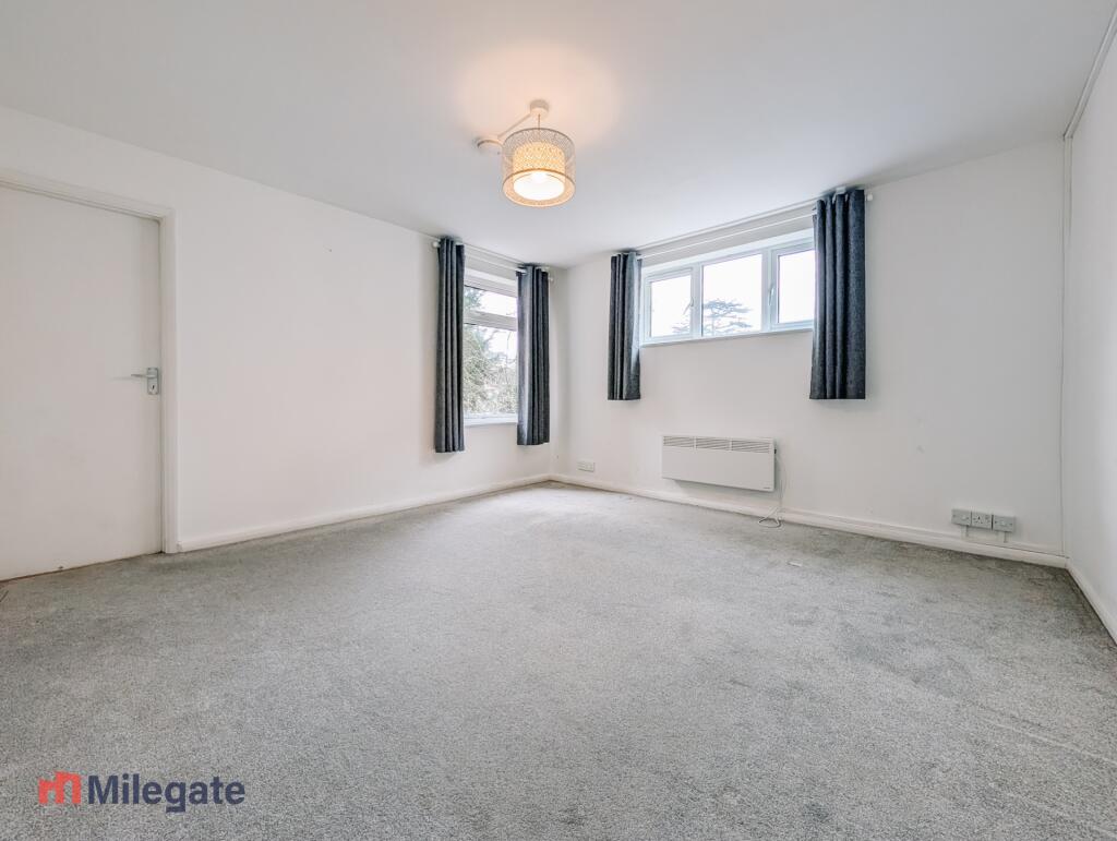 Main image of property: Hook Road, Surbiton, KT6