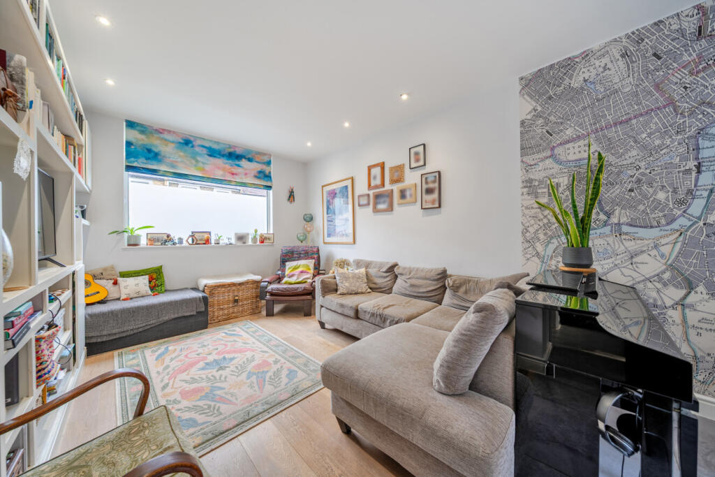 House in London, East Dulwich - View 3