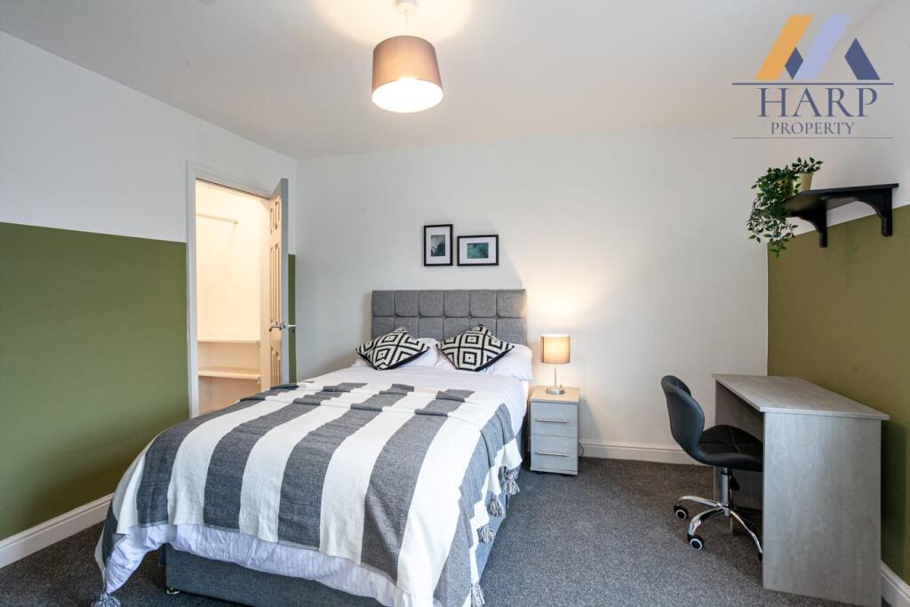 Main image of property: Tottington Road, Bury, BL8