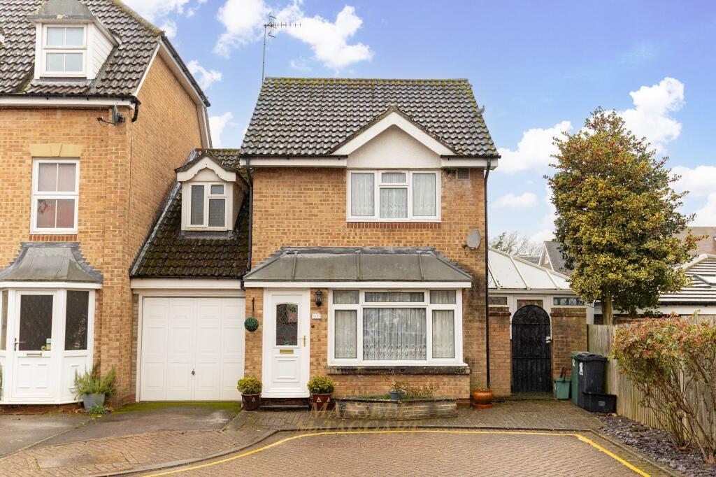 Main image of property: Pine Gardens, Horley, RH6