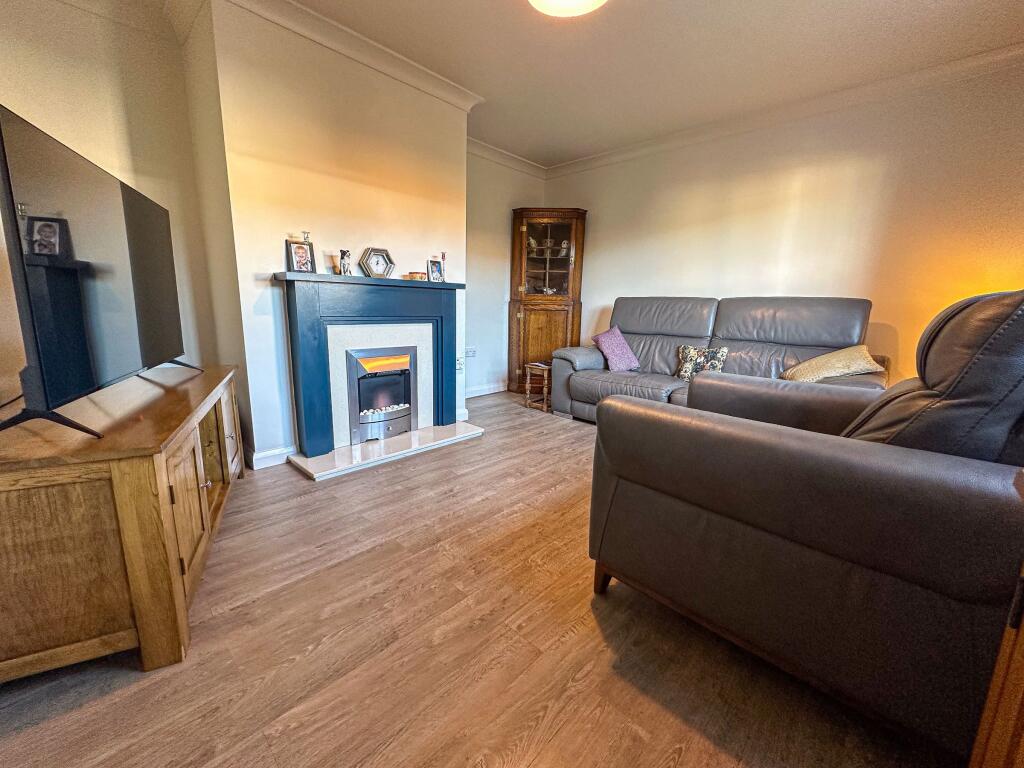 Rosedale Avenue, Consett photo 2