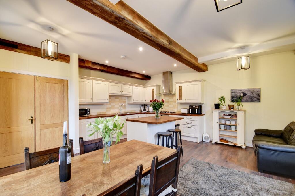 House in Harrogate - More