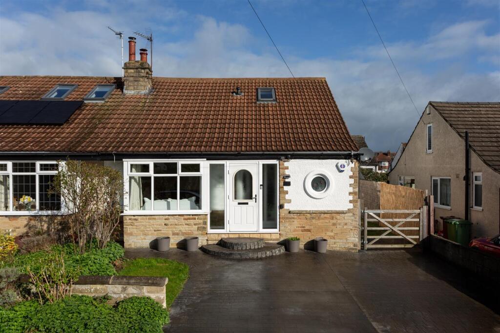 Main image of property: The Cedars, Leeds