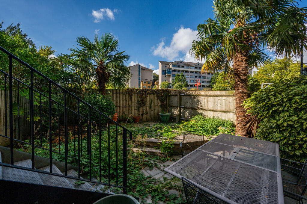 Apartment in London, St. John's Wood - View 4