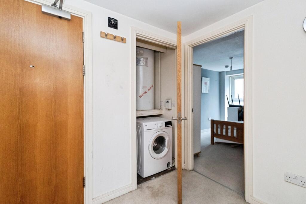 Apartment in Salford, Trinity, Lower Broughton - More