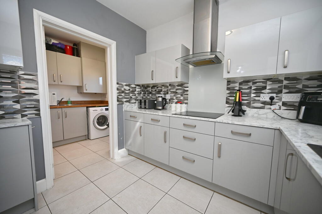 House in Sheffield - View 4