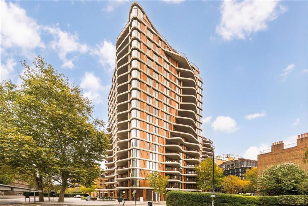 Main image of property: Triptych Place, Bankside