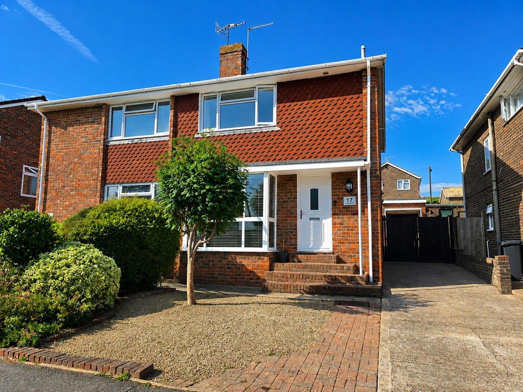 Main image of property: Carisbrooke Close, Lancing