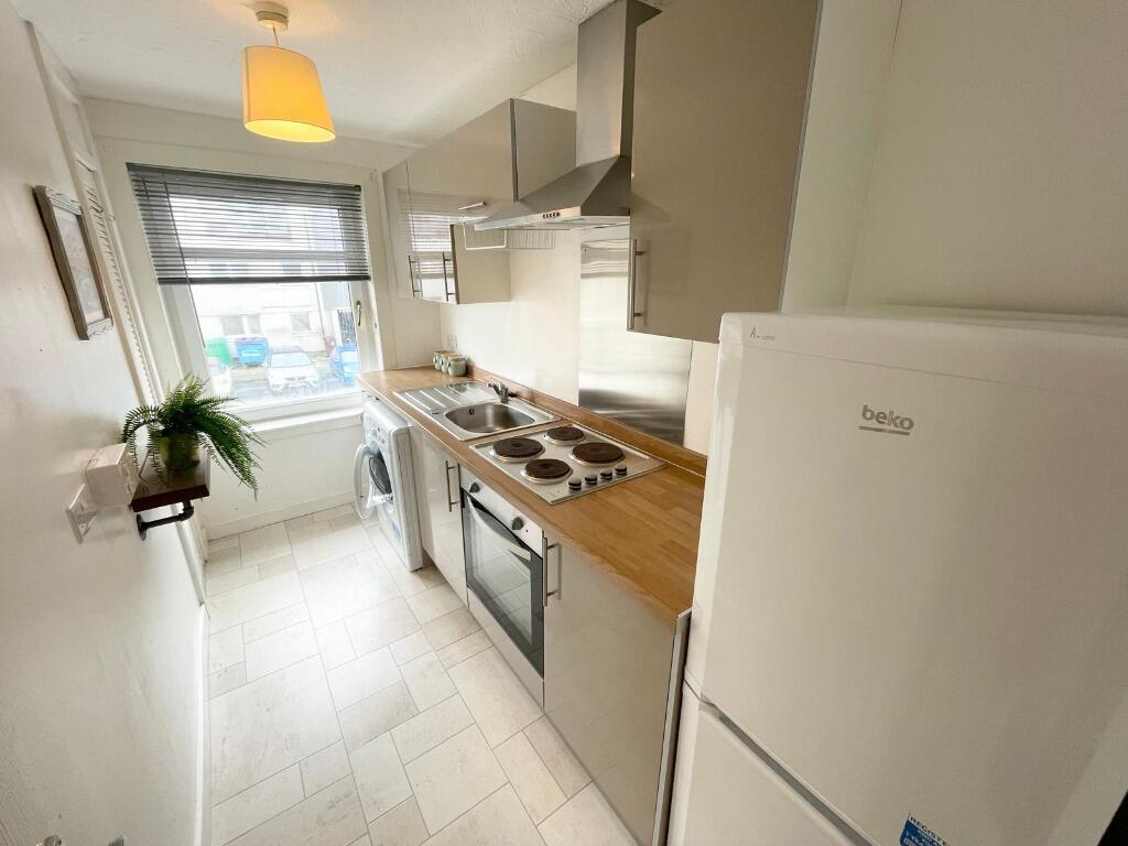 Apartment in Paisley - View 3