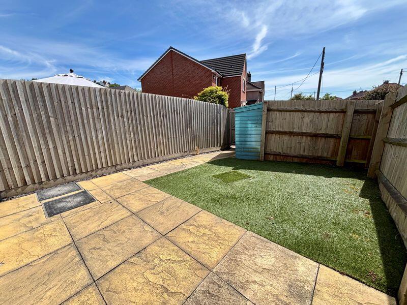 Strode Road, Clevedon photo 3