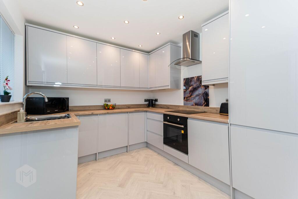 Longsight Lane, Harwood, Bolton, BL2 photo 4
