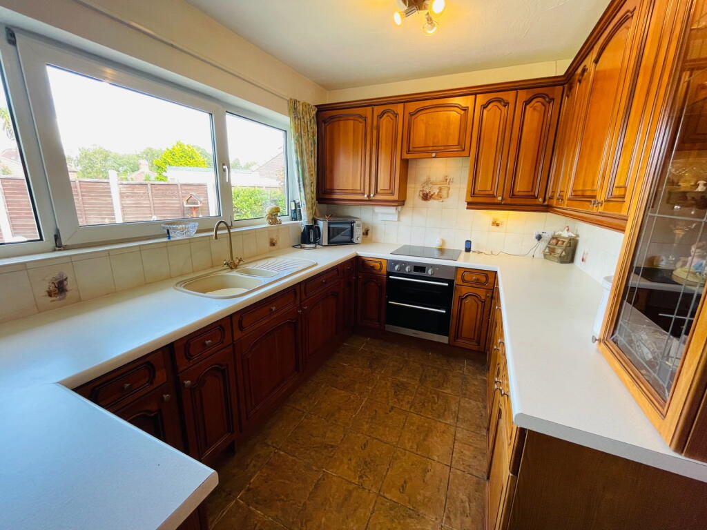 House in Barnsley, South Yorkshire - View 3