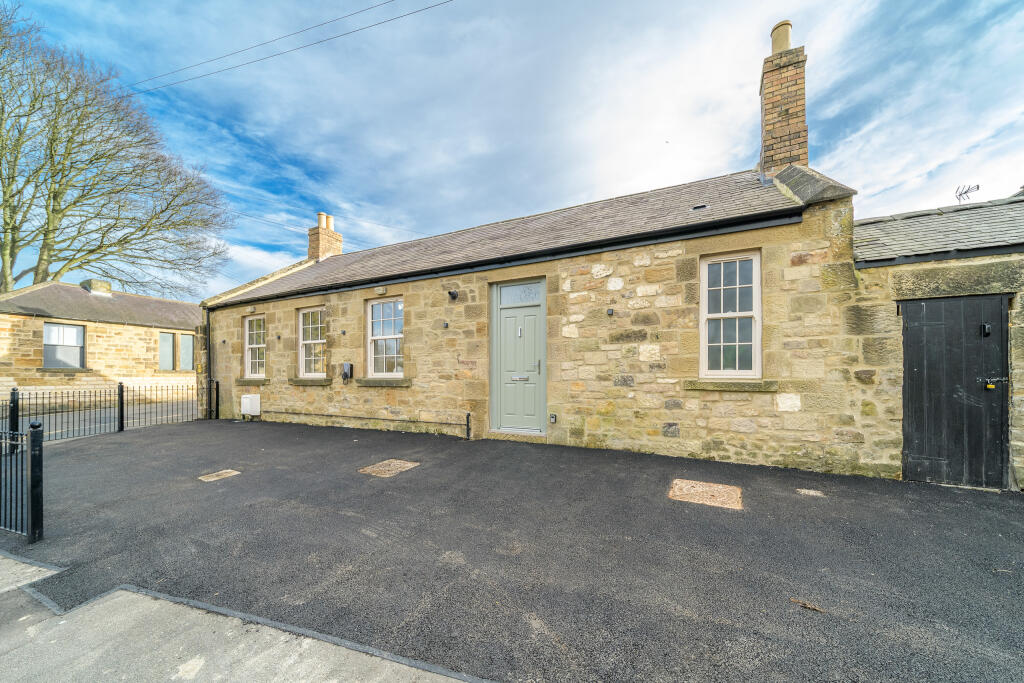 Main image of property: Mews Cottage, Park View, Alnwick, Northumberland