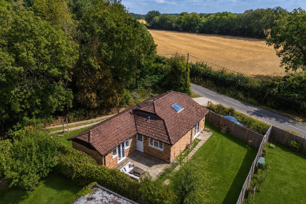 House in Reading, St. Nicholas, Hurst