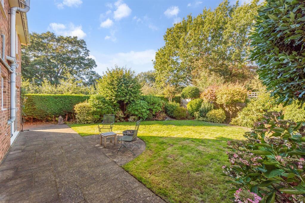 House in Portsmouth - View 2