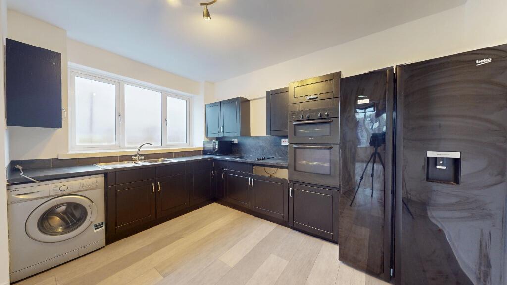 Additional image 4 of Post Office, Aberdeen, AB32