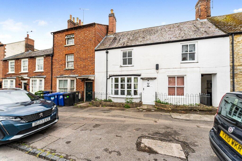 Main image of property: High Street, Brackley, Northamptonshire, NN13