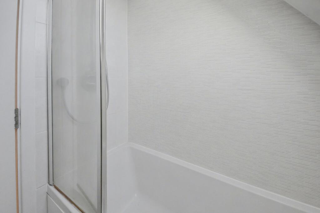 Additional image 13 of Appletree Way, Welwyn Garden City