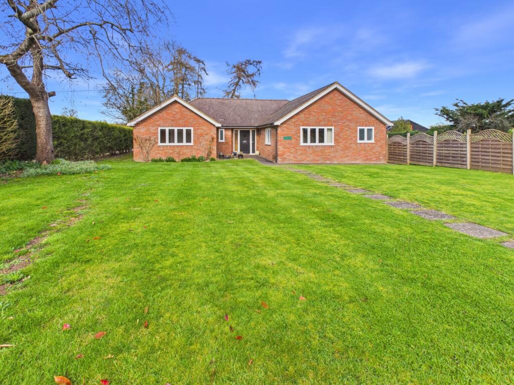 Main image of property: The Cottage, Windmill Farm, Bowstridge Lane, Chalfont St Giles, HP8