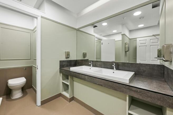 OLNMRK11ConnaughtPlace3rdFloor14.JPG