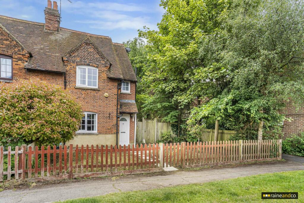 Glebeland, Hatfield, Hatfield