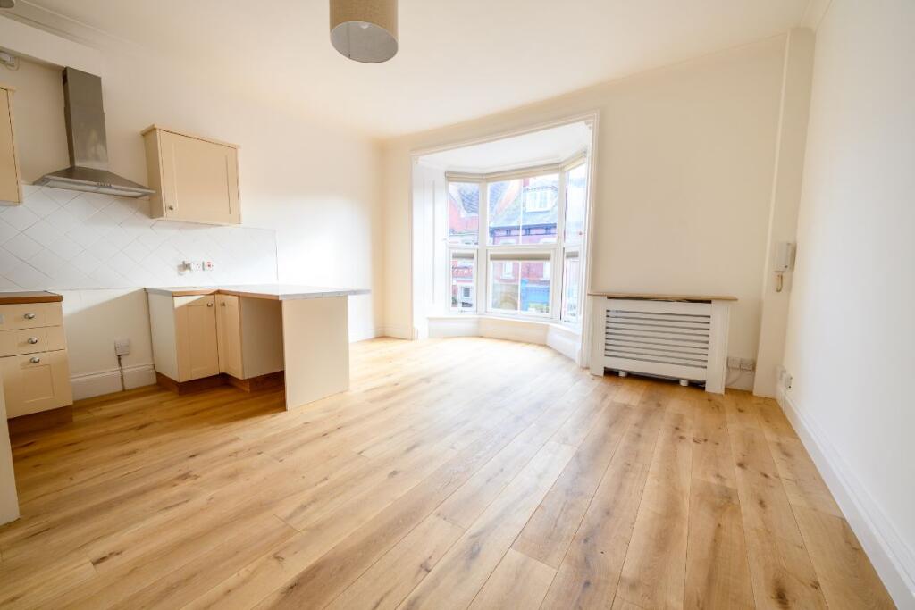 Main image of property: Flat 2, 11a Gloucester Road, Ross-on-Wye