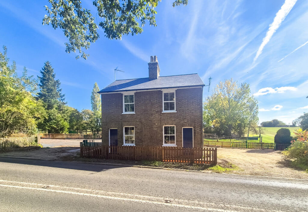 Main image of property: High Wych Road, High Wych, Sawbridgeworth, Hertfordshire, CM21