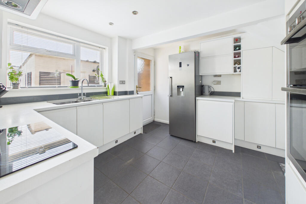 House in Dacorum, Adeyfield - View 4