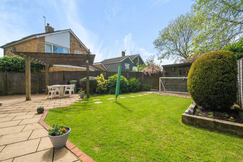 Shirley Gardens, Tunbridge Wells, TN4 photo 3