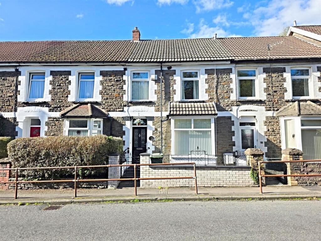 House in Pontypridd, Trallwn, Graigwen