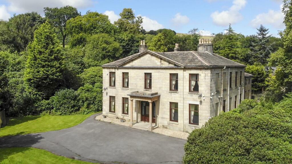 Main image of property: Burnley Road, Bacup, Lancashire