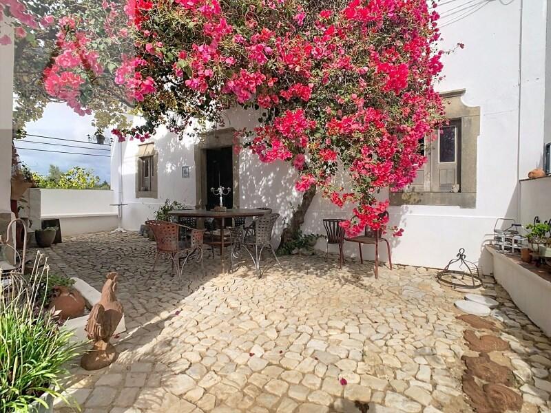 Main image of property: Algarve, Santa Bárbara de Nexe