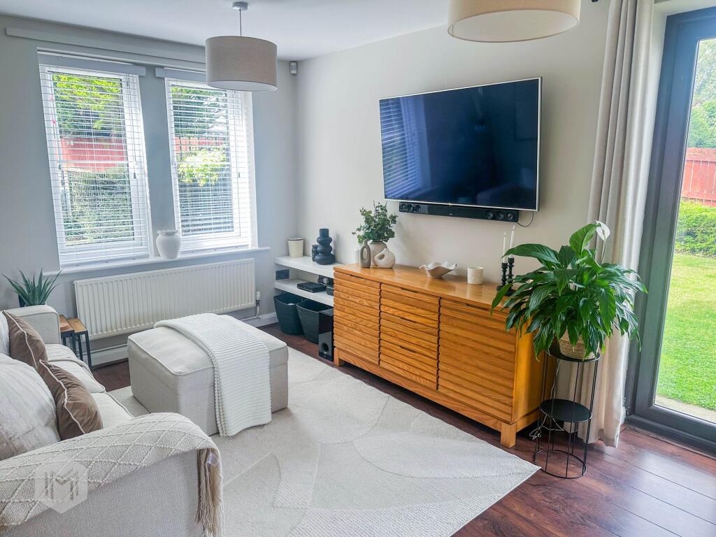 Apartment in Bolton - View 5
