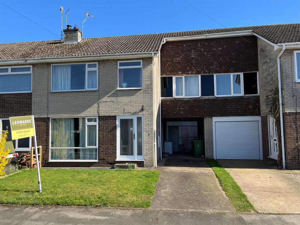 Main image of property: Bridge Road, South Cave, Brough