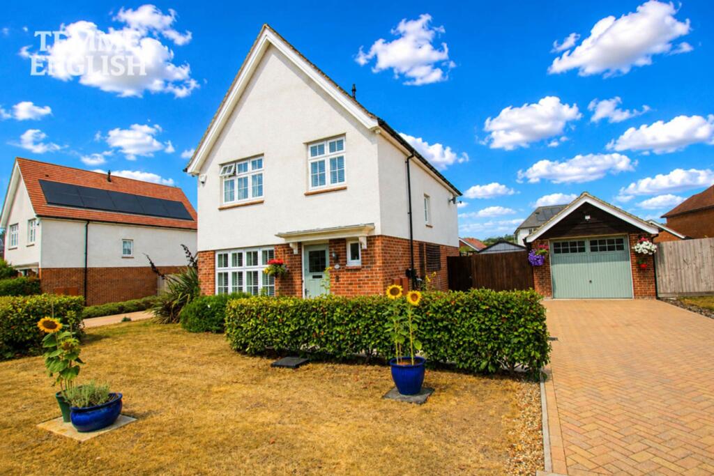 Main image of property: Farriers Way, Bulphan, RM14