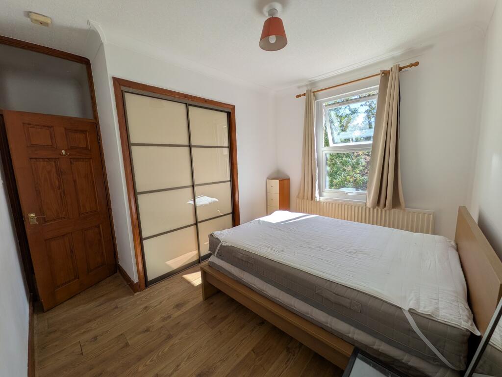 Apartment in London - View 2