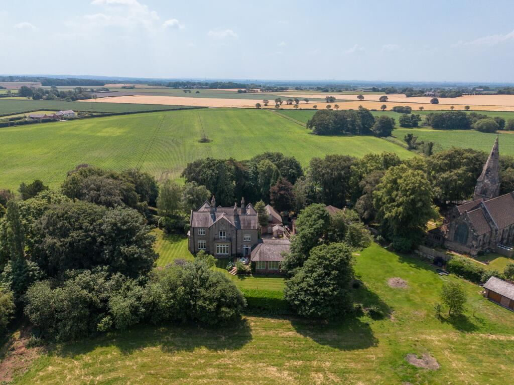 Vicarage Lane, Westhead, L40 photo 4