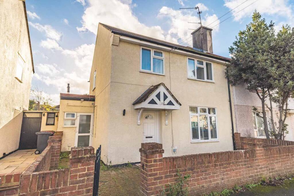 Main image of property: Abbotts Way, Cippenham, SL1