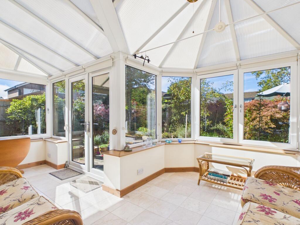 Byfields Road, Kingsclere, RG20 photo 4