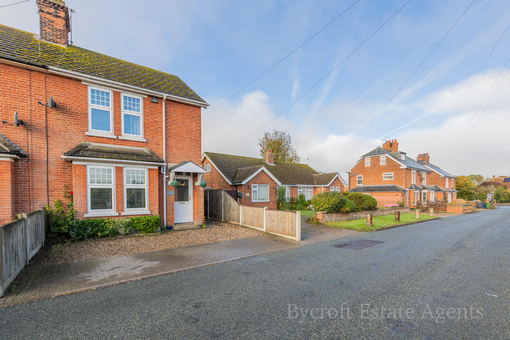 3 bedroom semi-detached house for sale in Bulmer Lane, Winterton-on-sea ...