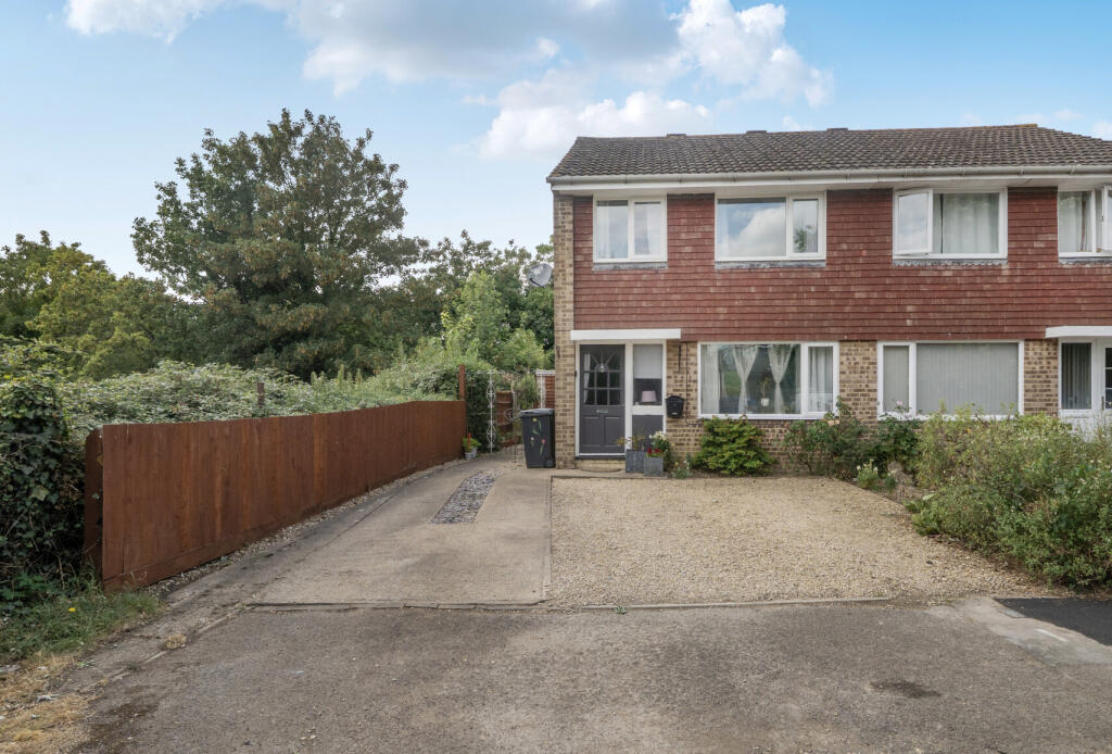 Main image of property: Combewell, Garsington, Oxford, Oxfordshire, OX44