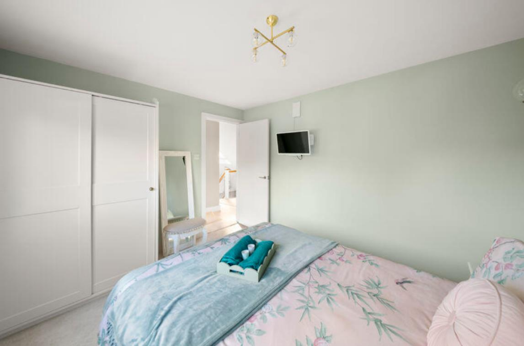 House in Southall - View 4