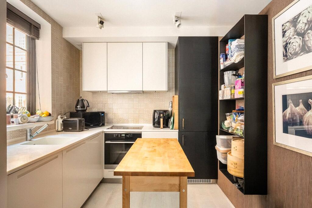 Apartment in London, Royal Borough of Kensington and Chelsea - View 4