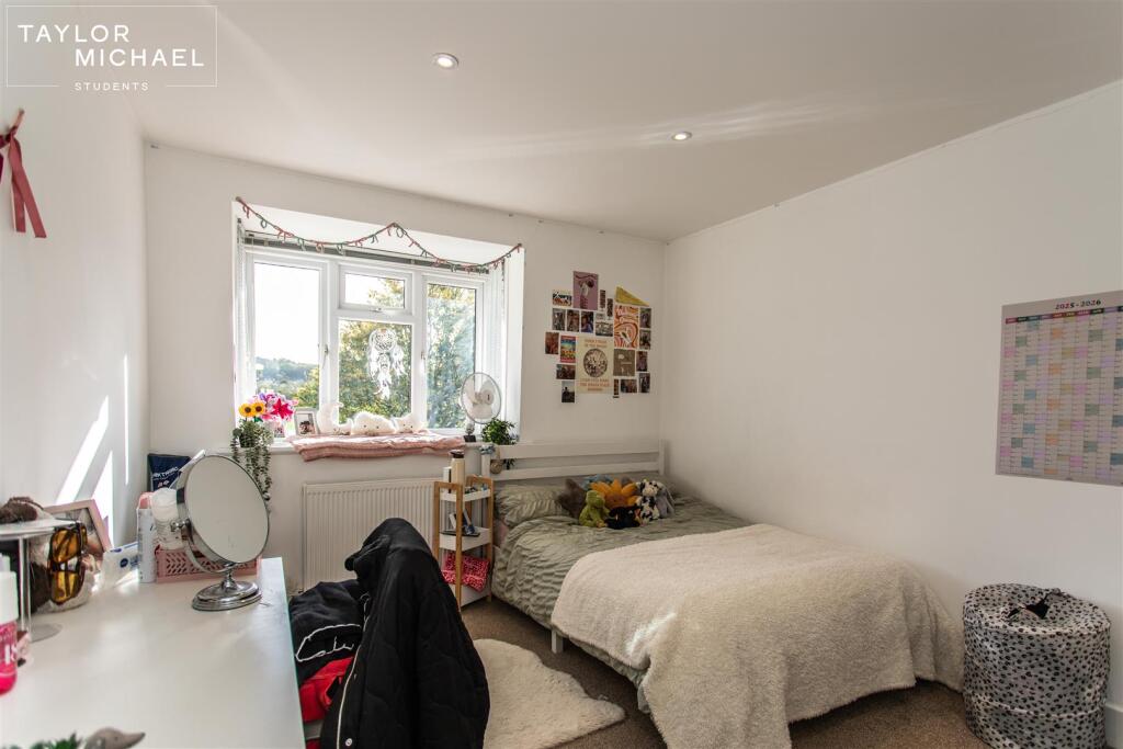 House in Brighton - More