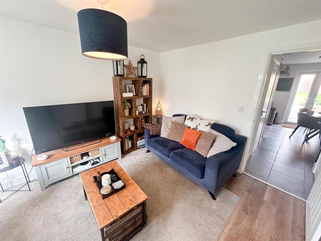 Willow Chase, Meanwood, Leeds, West Yorkshire photo 3