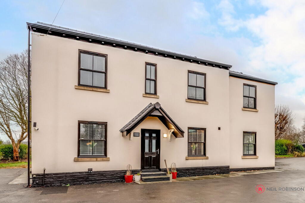 Main image of property: Derby Farm, Phipps Lane, Burtonwood, WA5 4EX